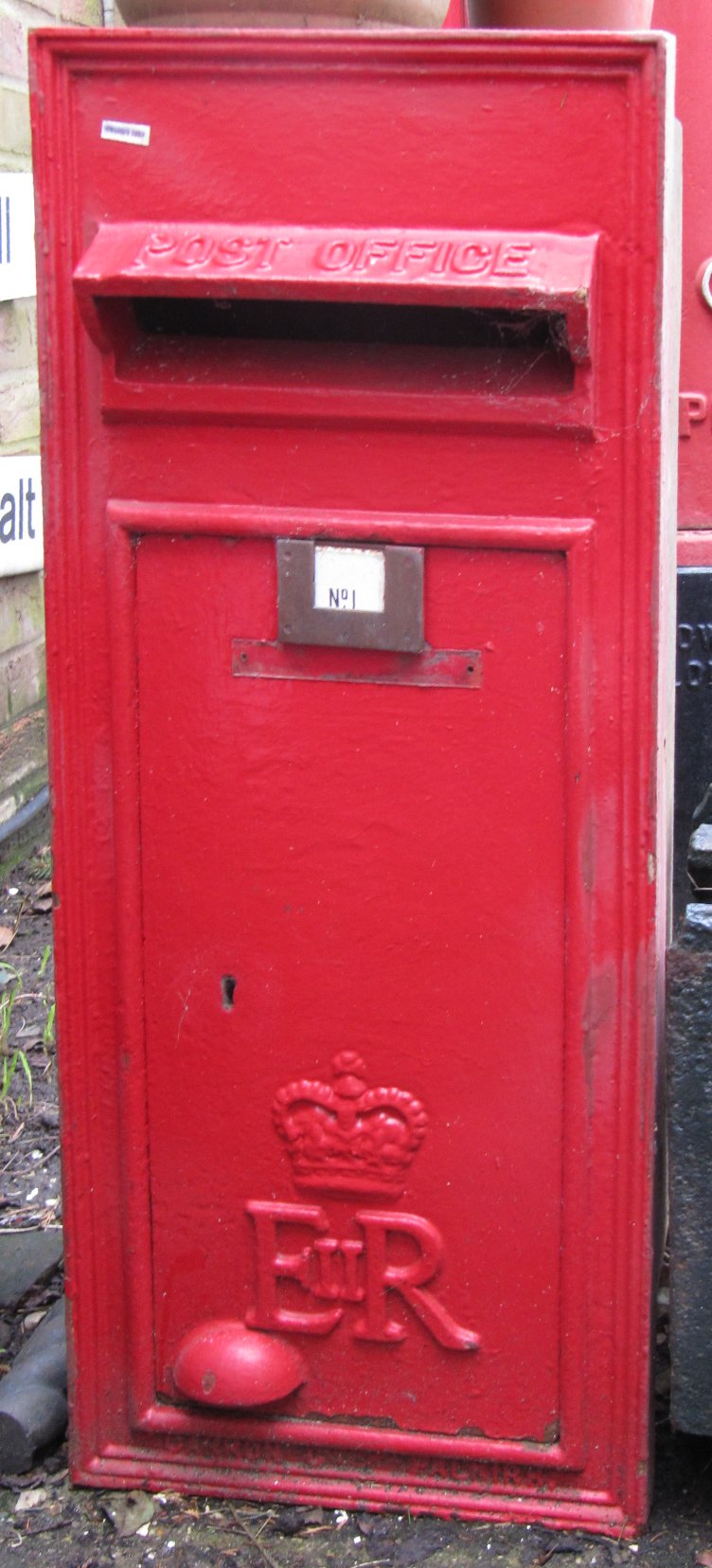 Carron E size wall box with 10 inch aperture from Cavendish SPO Suffolk