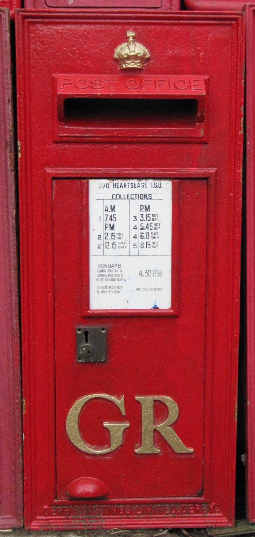 WB103/2 Derby Castings B size wall box with Heartsease TSO plate